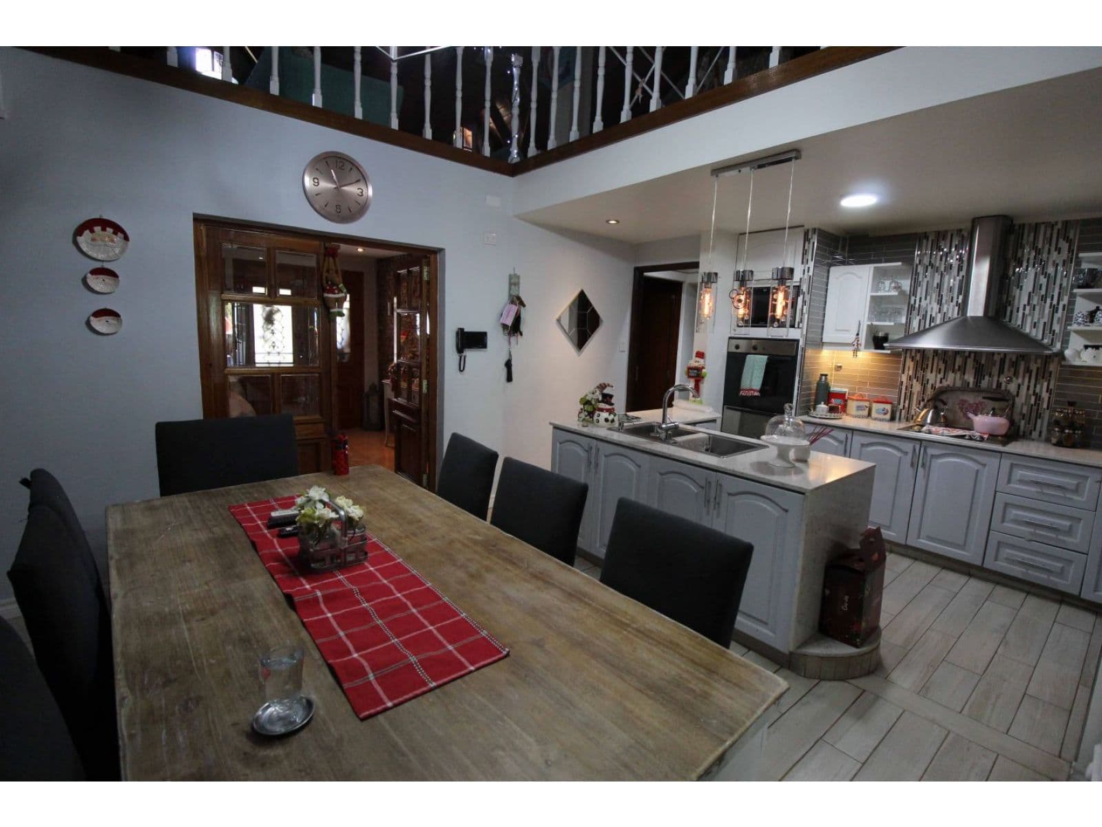 Casa.8 amb en Moreno. — foto 9