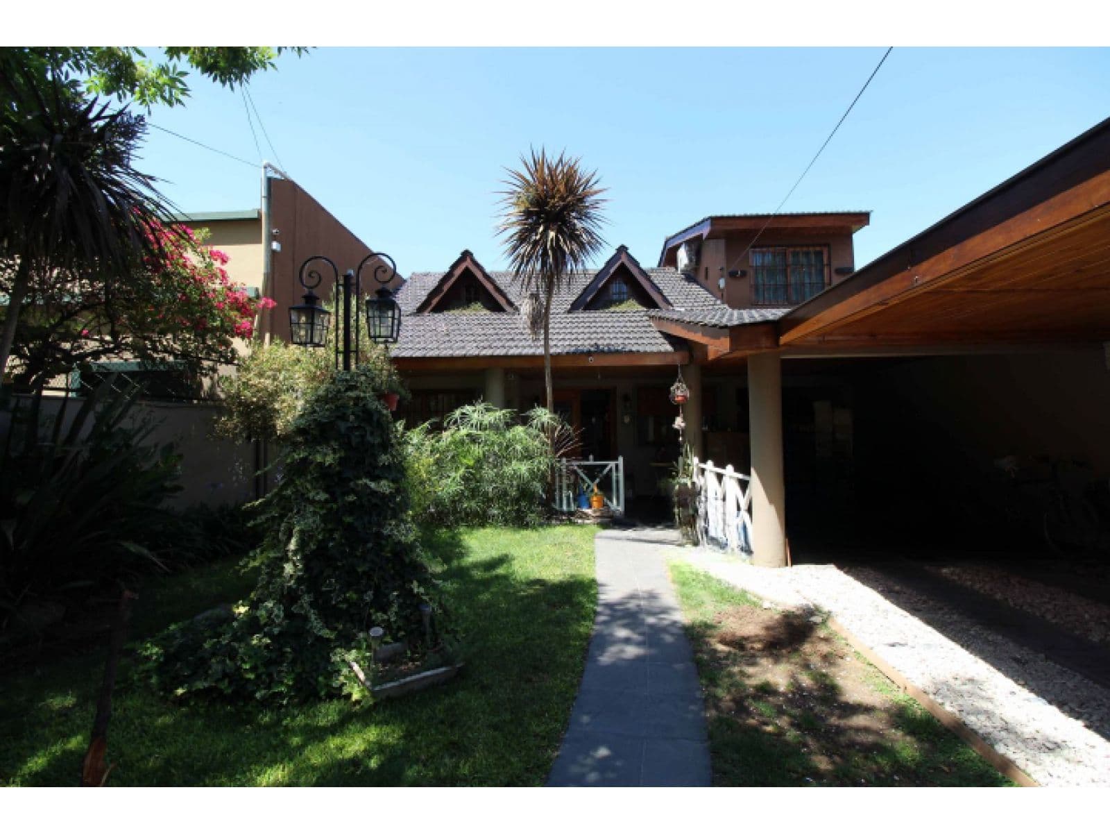 Casa.8 amb en Moreno. — foto 1