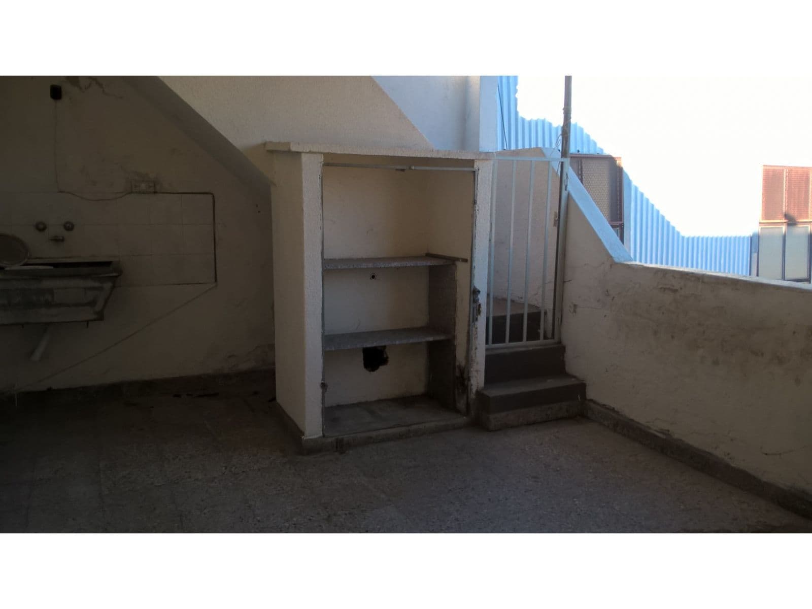 CASA 3 DORMITORIOS CON GALPON — foto 11