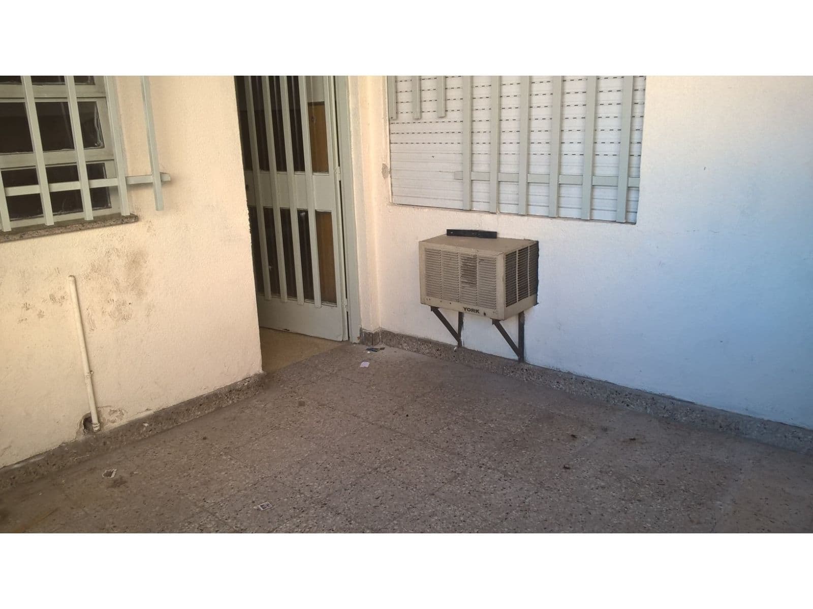 CASA 3 DORMITORIOS CON GALPON — foto 12