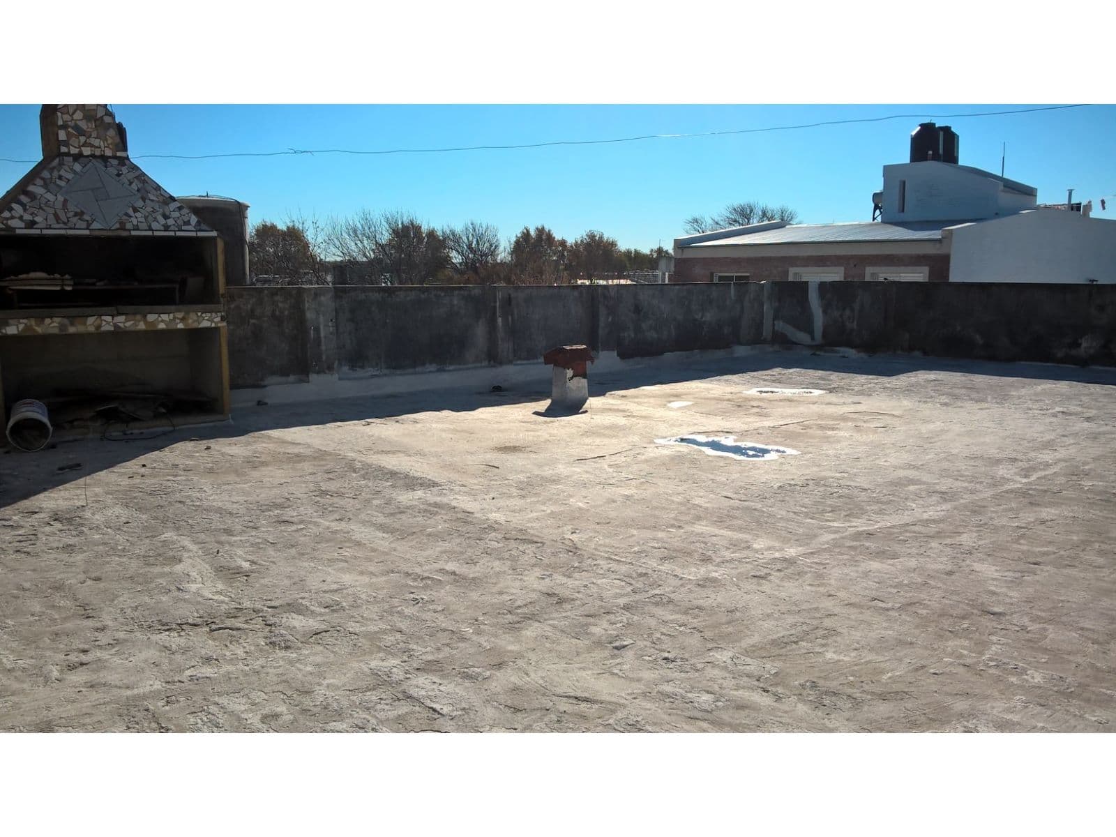 CASA 3 DORMITORIOS CON GALPON — foto 13