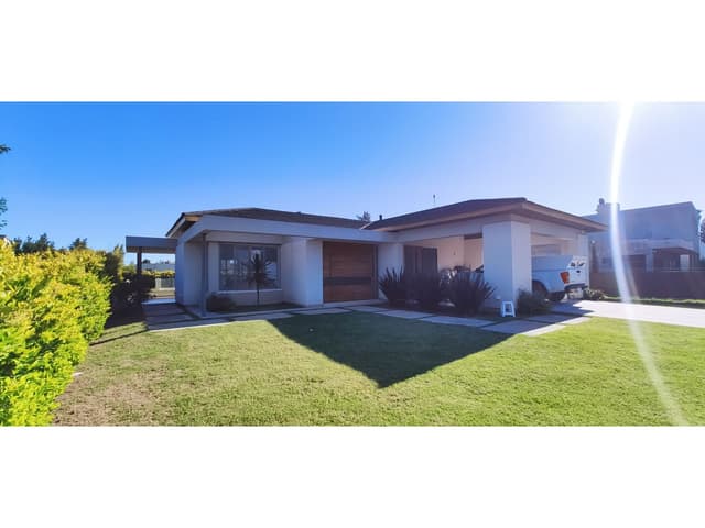 Casa Semi Amueblada en Greenes, Fisherton