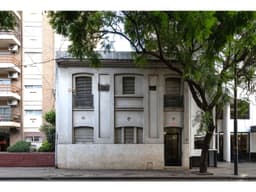 Urquiza 1469 - Casa Ideal Instituciones - Venta