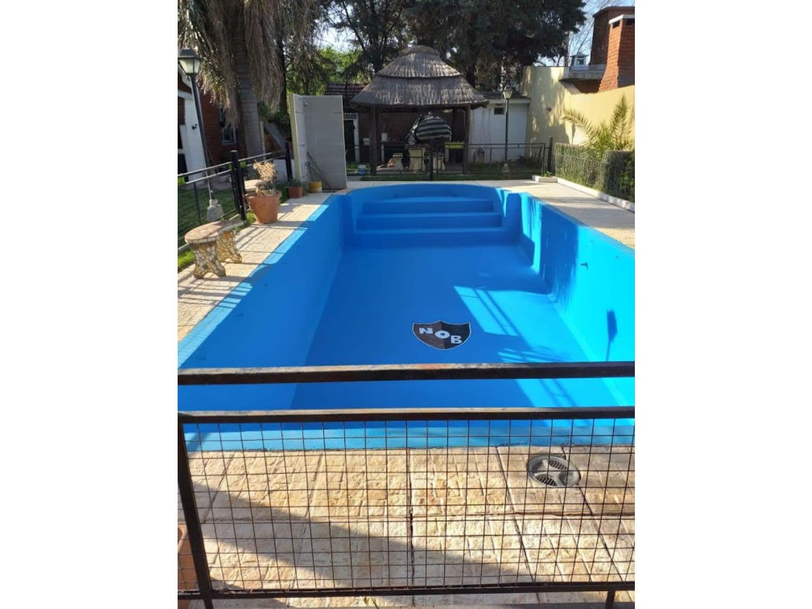 HERMOSA CASA CON TERRENO EN LAS CAROLINAS — foto 6