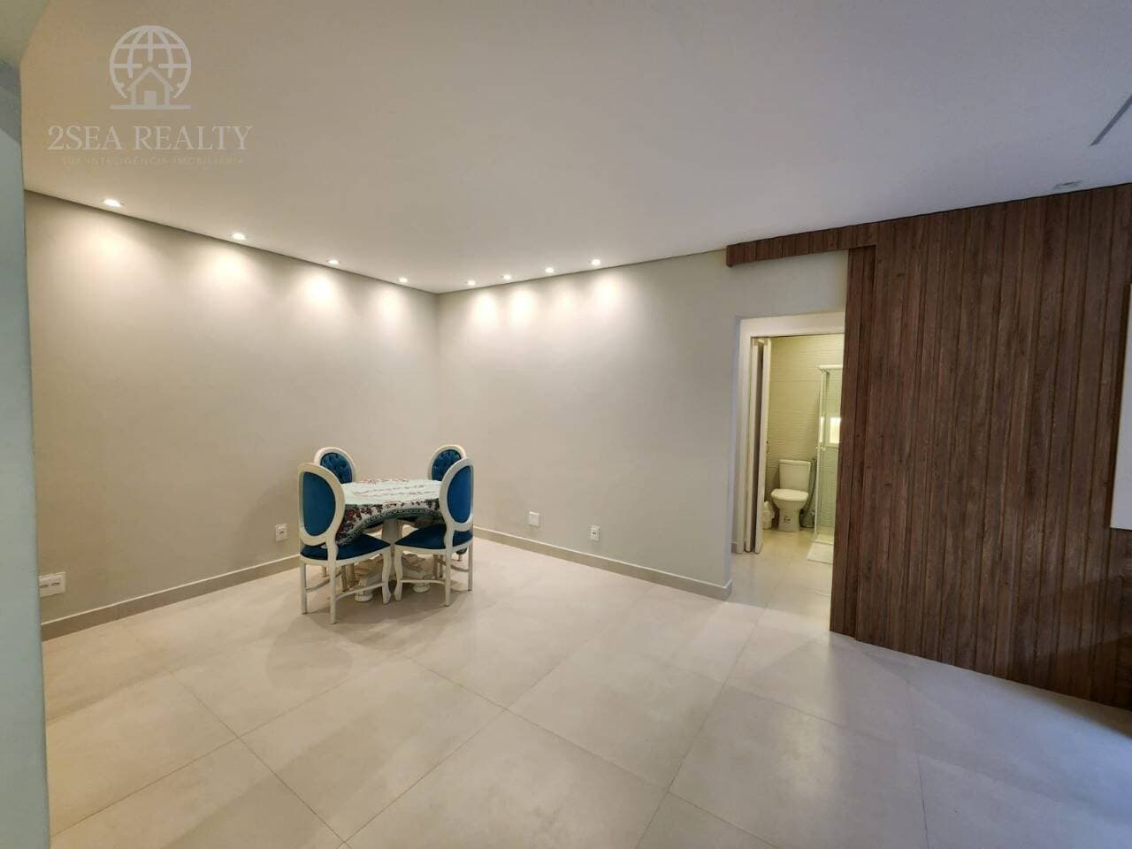 Apartamento à Venda - 2 dormitórios, 1 suíte e 3 banheiros - Santos/SP — foto 15