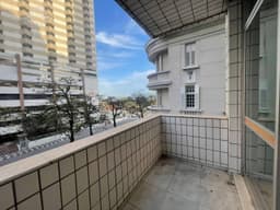 Apartamento à venda no Gonzaga em Santos - 3 quartos com varanda e vista para o mar