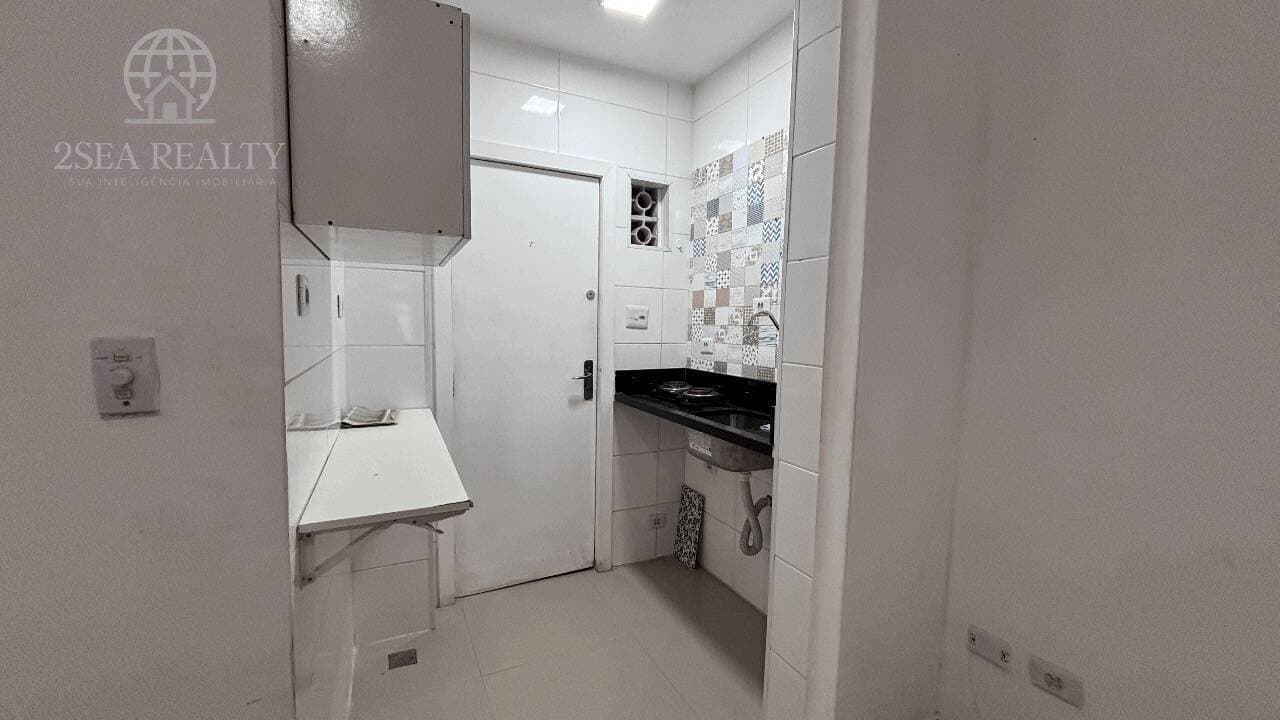 Kitnet Térrea à Venda - 1 Quadra da Praia em Santos — foto 6