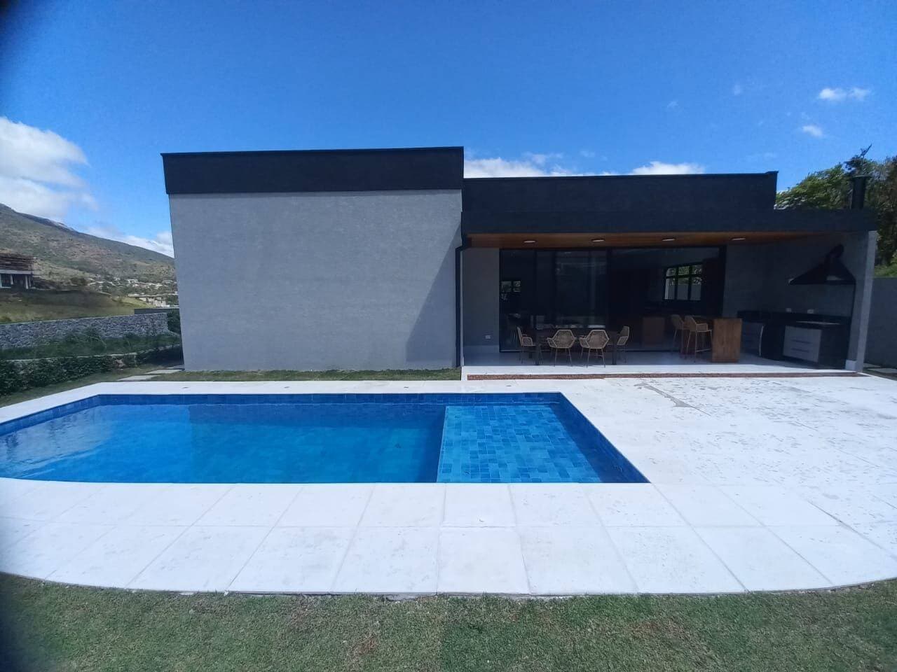 Casa Alto Padrão em Condomínio — foto 6
