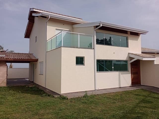 CASA  PARA FINANCIAMENTO EM MAIRIPORA