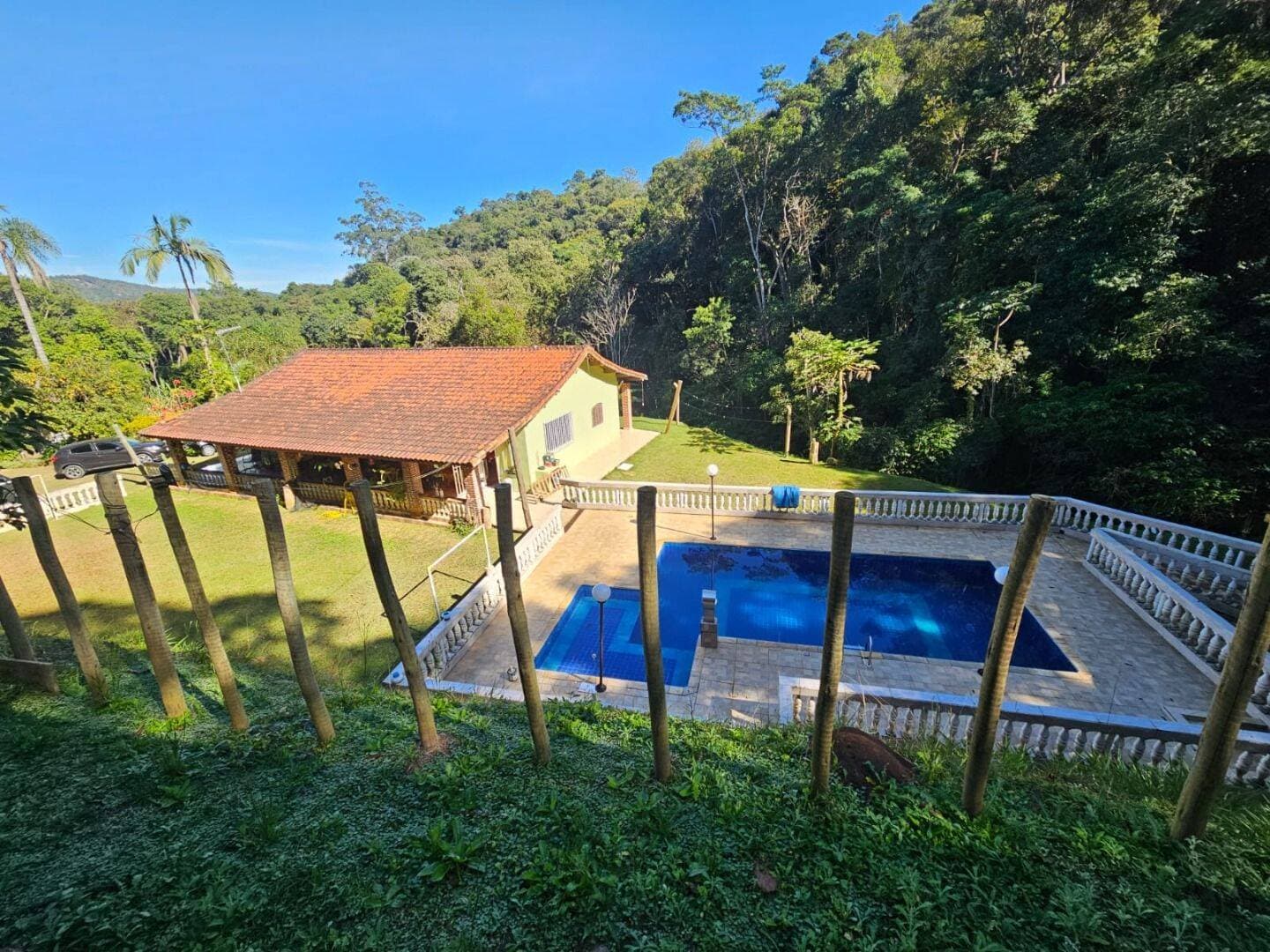Bela Chácara em Mairiporã — foto 1