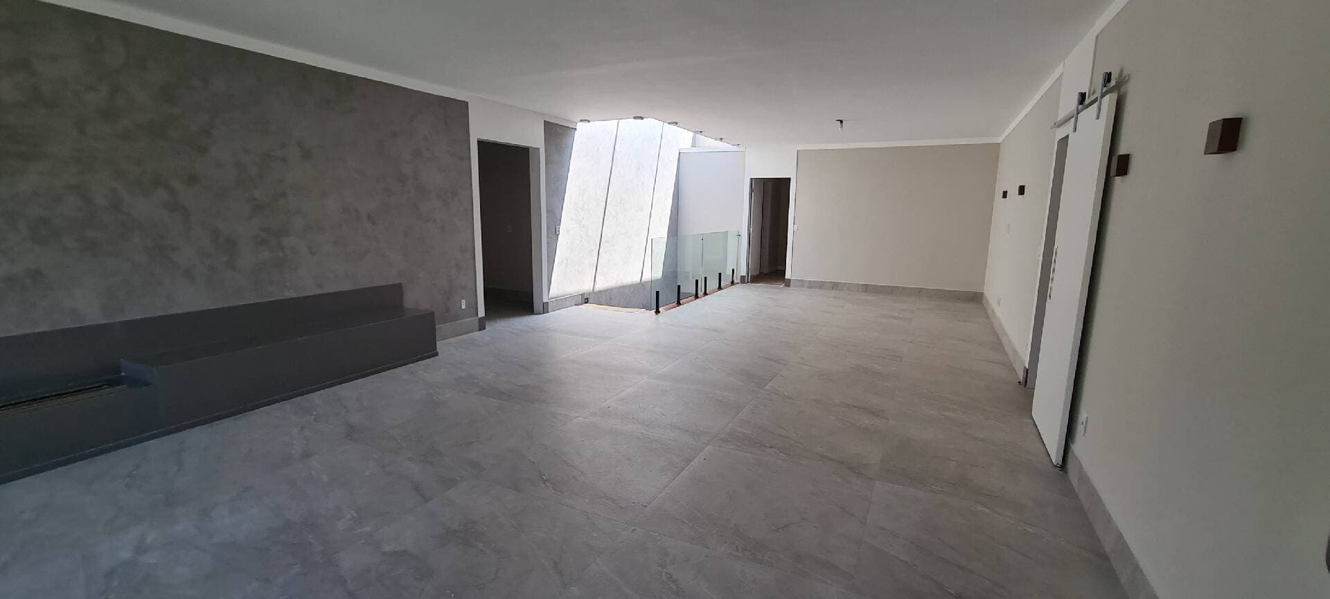 CASA MARAVILHOSA E MODERNA EM ALPHAVILLE — foto 1
