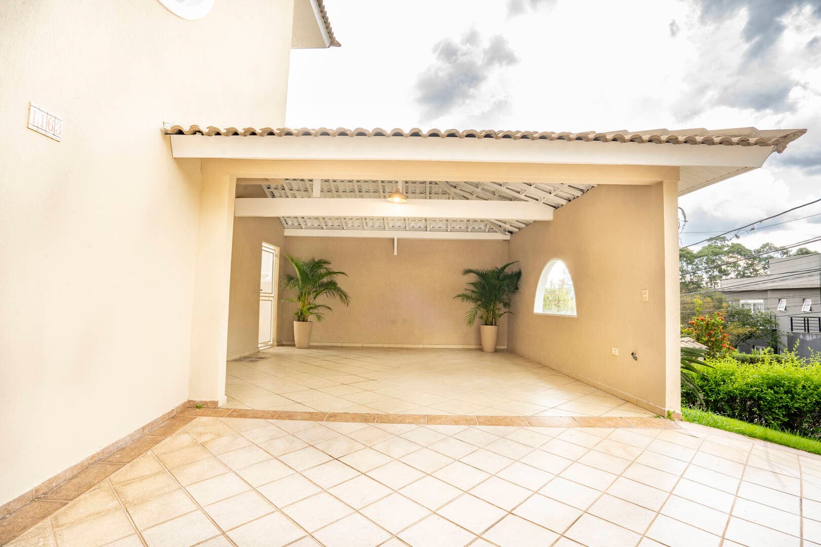 CASA MARAVILHOSA EM ALPHAVILLE - OPORTUNIDADE ÚNICA — foto 9