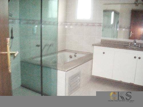EXCELENTE LOCALIZAÇÃO! RESIDENCIA NO ALPHAVILLE — foto 2
