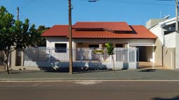 Casa - Terra Roxa, PR no bairro Centro