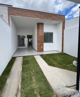 Casa 2/4 no Papagaio