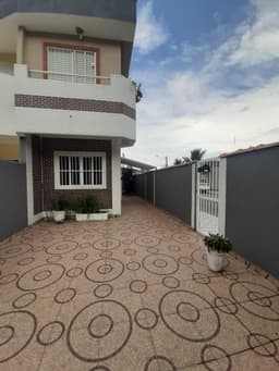 Sobrado - Praia Grande, SP no bairro Solemar
