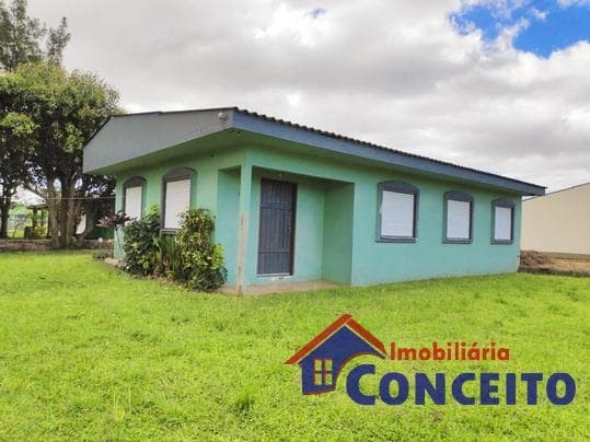C282 - Excelente residência de esquina a 450 metros do mar — foto 2