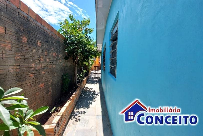 C79 - Linda residência com anexo em região de moradores — foto 4