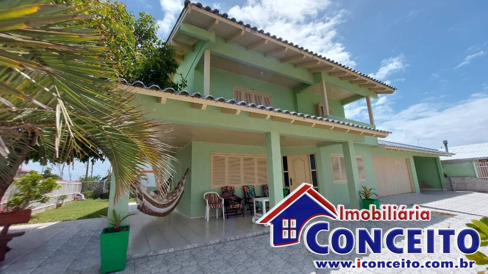 C307 - Residência com 4 dormitórios a 100 metros do mar em Mariluz — foto 7