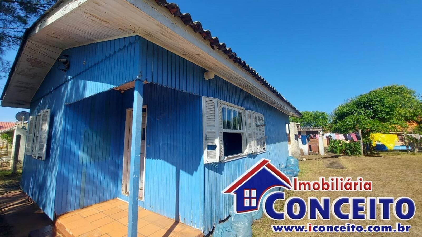 C125 - Residência a 400 metros do mar com 02 terrenos em Marisul — foto 5
