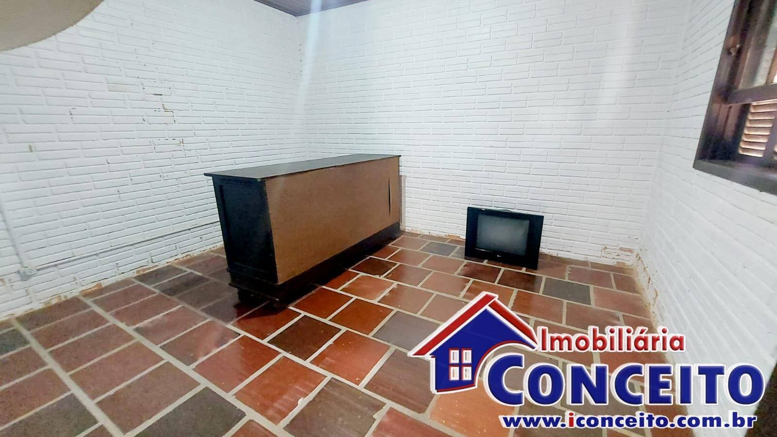 C125 - Residência a 400 metros do mar com 02 terrenos em Marisul — foto 12