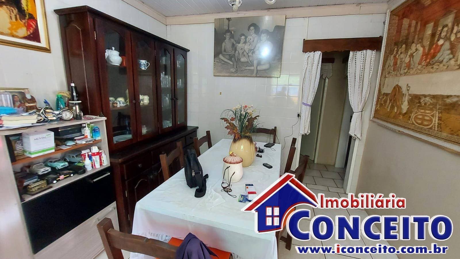 C203 - Ótima residência com 2 dormitórios e anexo com churrasqueira — foto 12