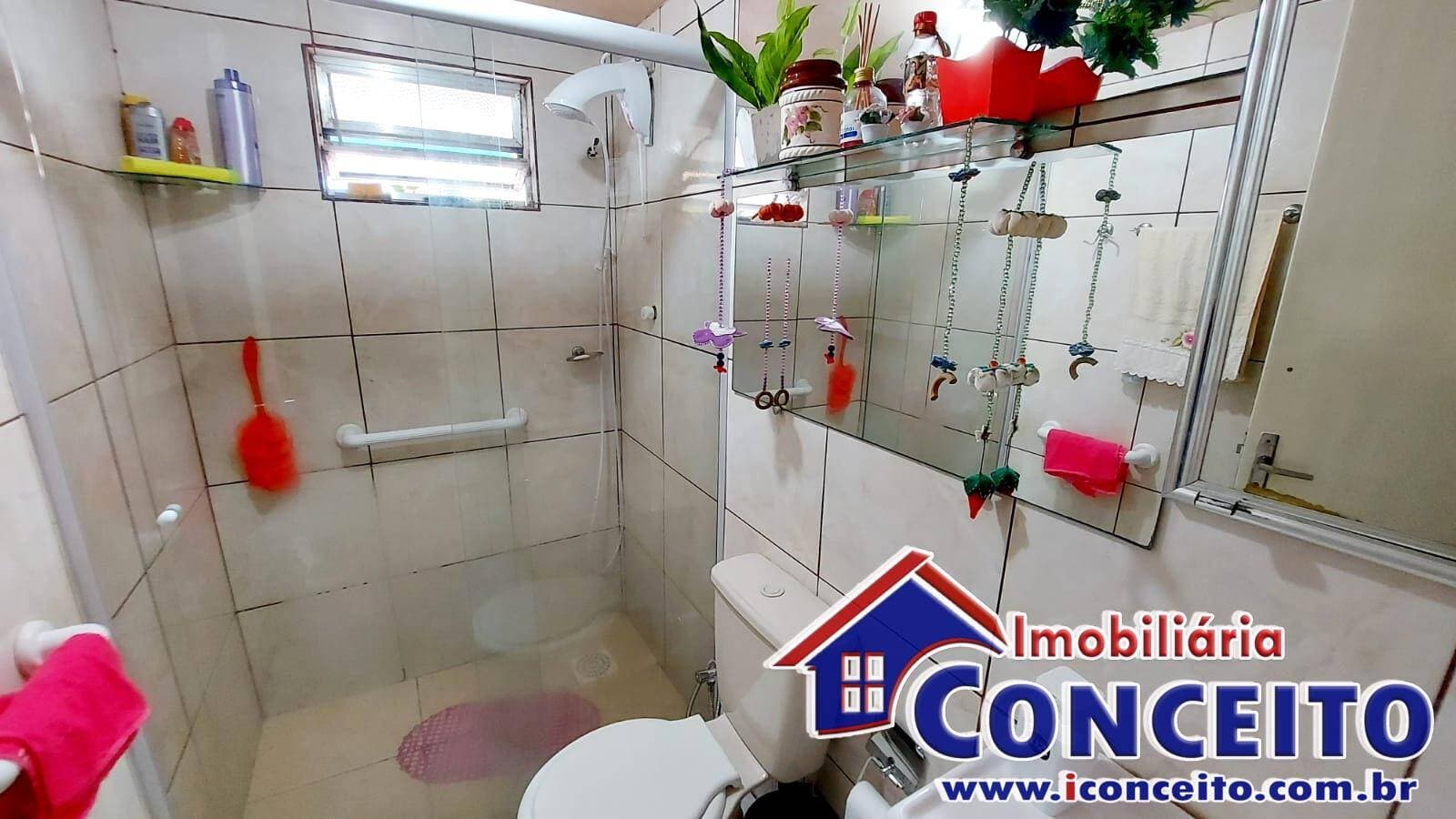 C203 - Ótima residência com 2 dormitórios e anexo com churrasqueira — foto 11
