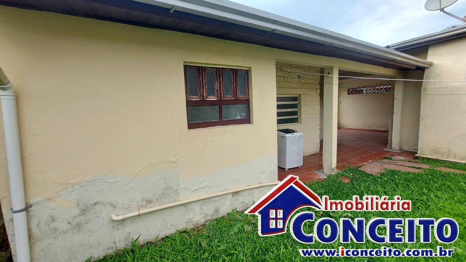 C505 - Residência localizada a 200 metros do mar em Mariluz — foto 3