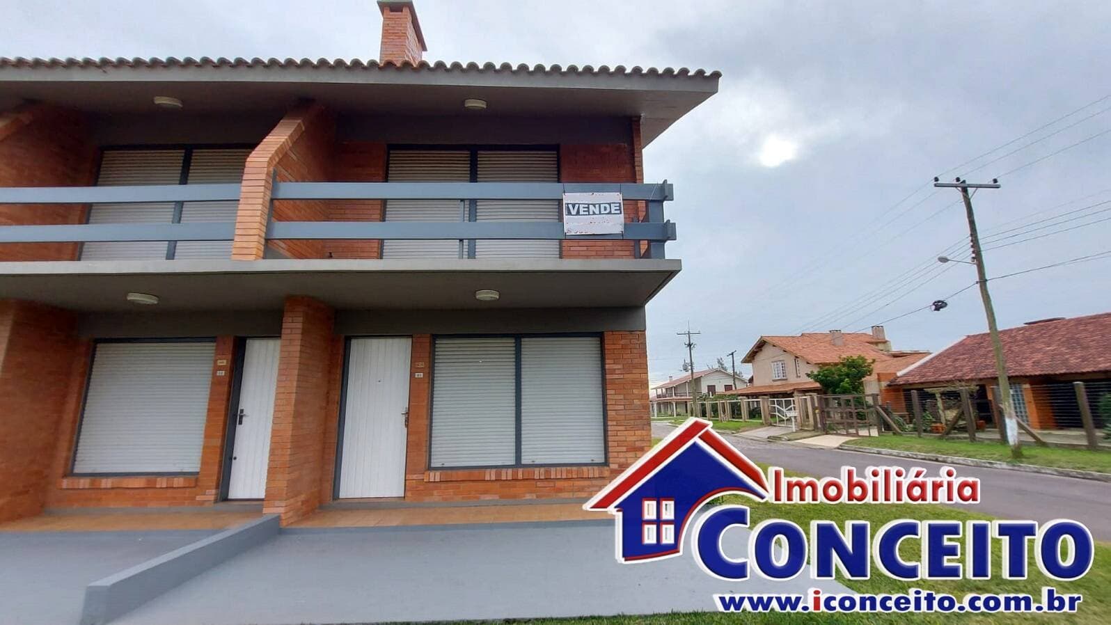C1008 - Ótimo triplex com vista para o mar no Centro de Imbé/RS — foto 1