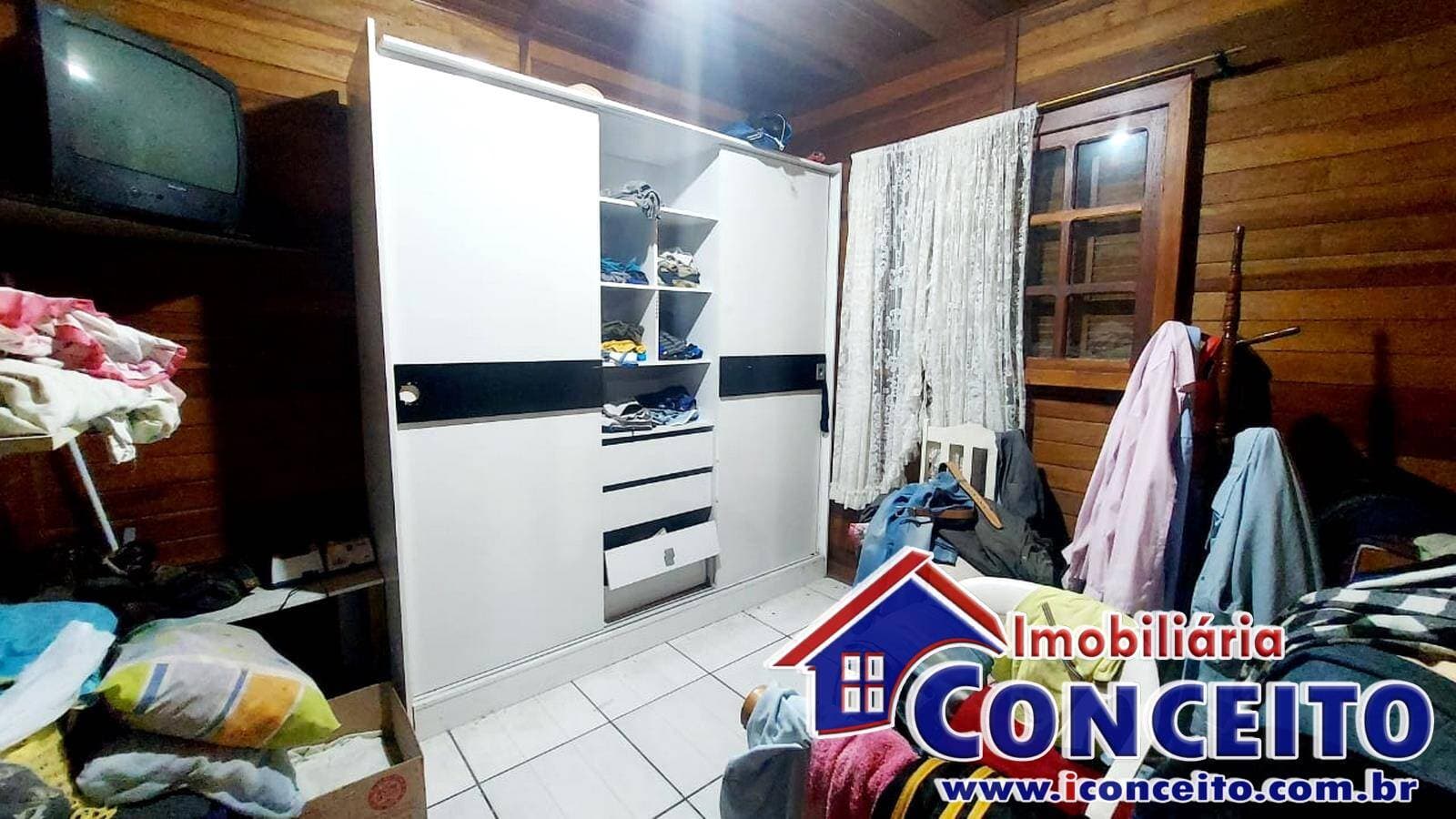 C1012 - Residência de madeira em ótima localização em Imbé — foto 15