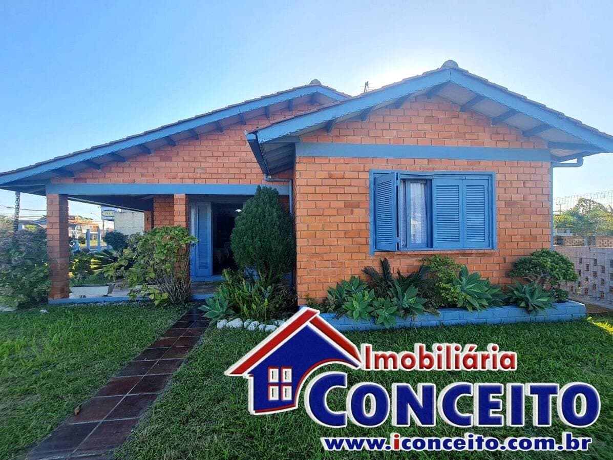 C1058 - Ótima residência com 3 dormitórios no Centro — foto 3
