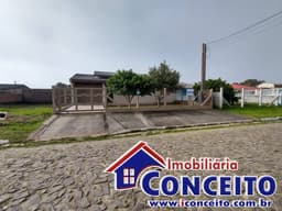 C694 - Excelente residência com 3 dormitórios em Santa Terezinha