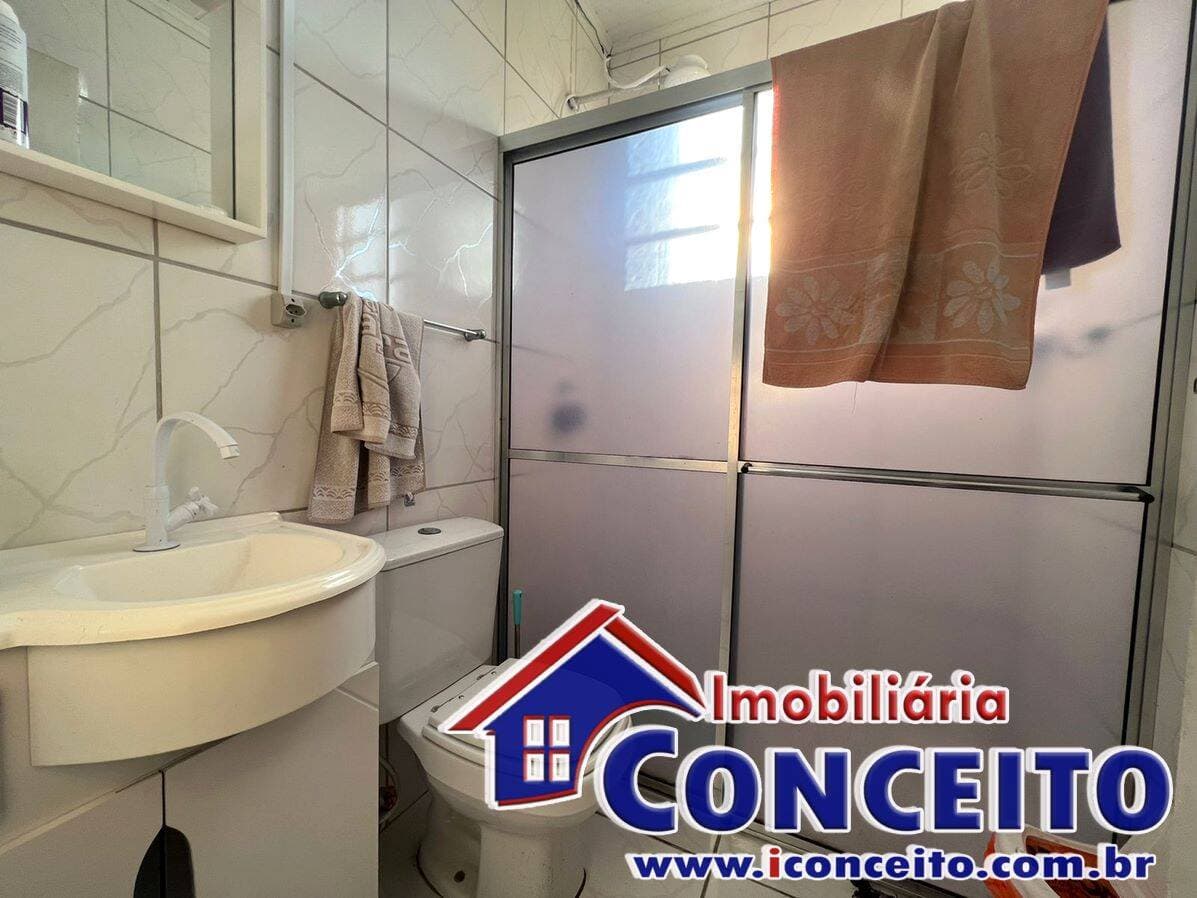 C724 - Residência com 3 dormitórios em região de moradores — foto 11