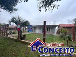 C749 - Residência em ótima localização no balneário Presidente
