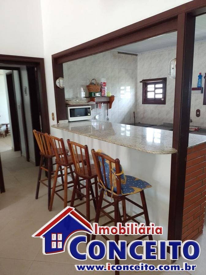 C1087 - Linda residência a 450 metros do mar no Centro de Imbé — foto 3