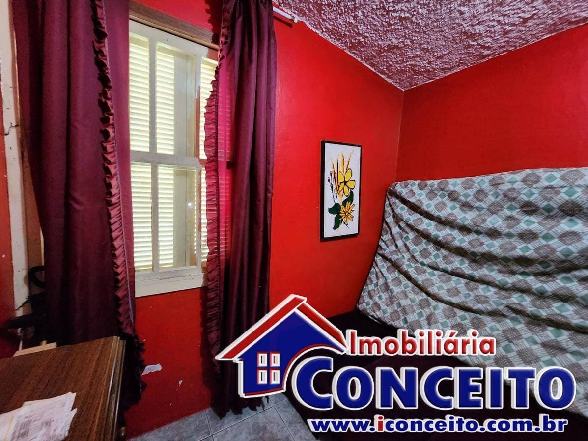 C822 - Residência de esquina com 4 dormitórios em Santa Terezinha — foto 14