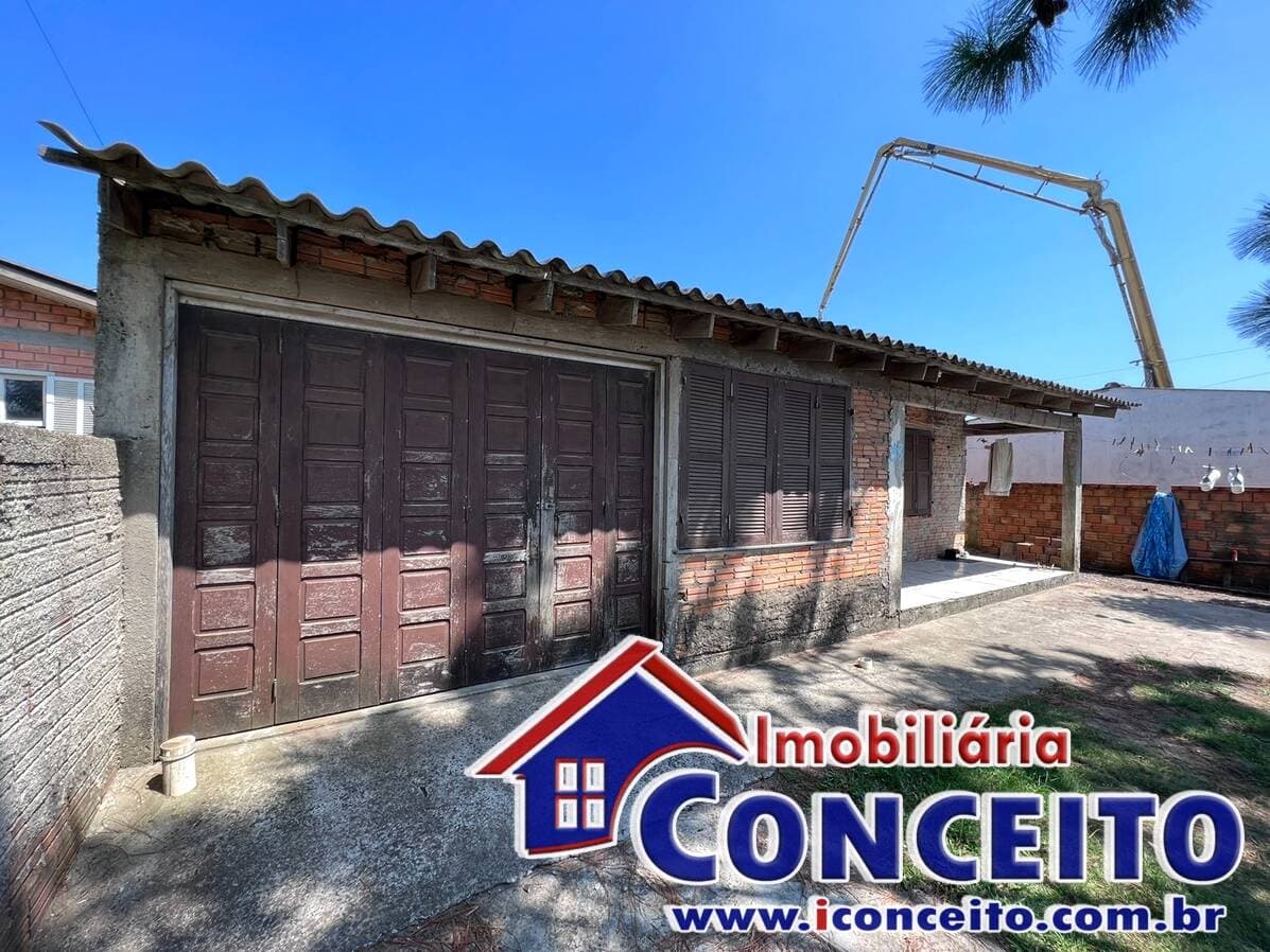 C830 - Residência com 3 dormitórios localizada no balneário Albatroz — foto 4
