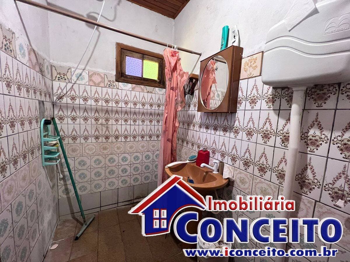 C12 - Residência com 3 dormitórios localizada no balneário Mariluz — foto 11