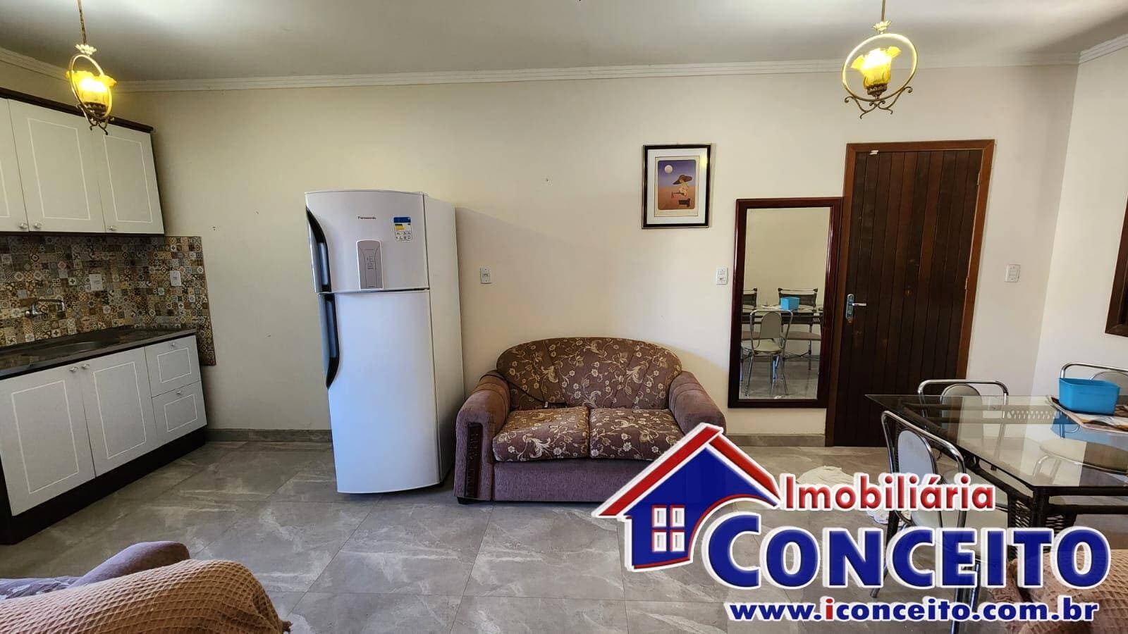 C160 - Excelente residência localizada no centrinho de Mariluz — foto 11
