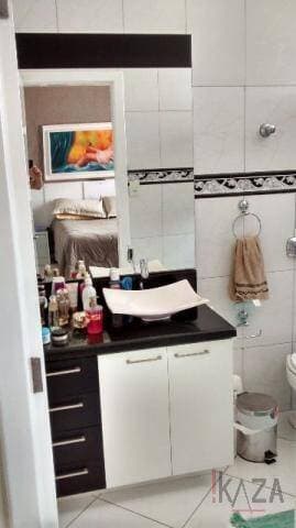 Casa - 4 Dorm/Suíte - Capoeiras - Florianópolis — foto 9