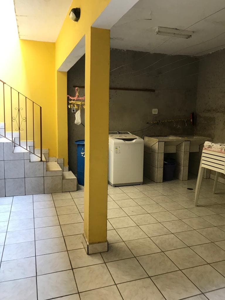 SOBRADO - BAIRRO TELLES DE MENEZES — foto 10