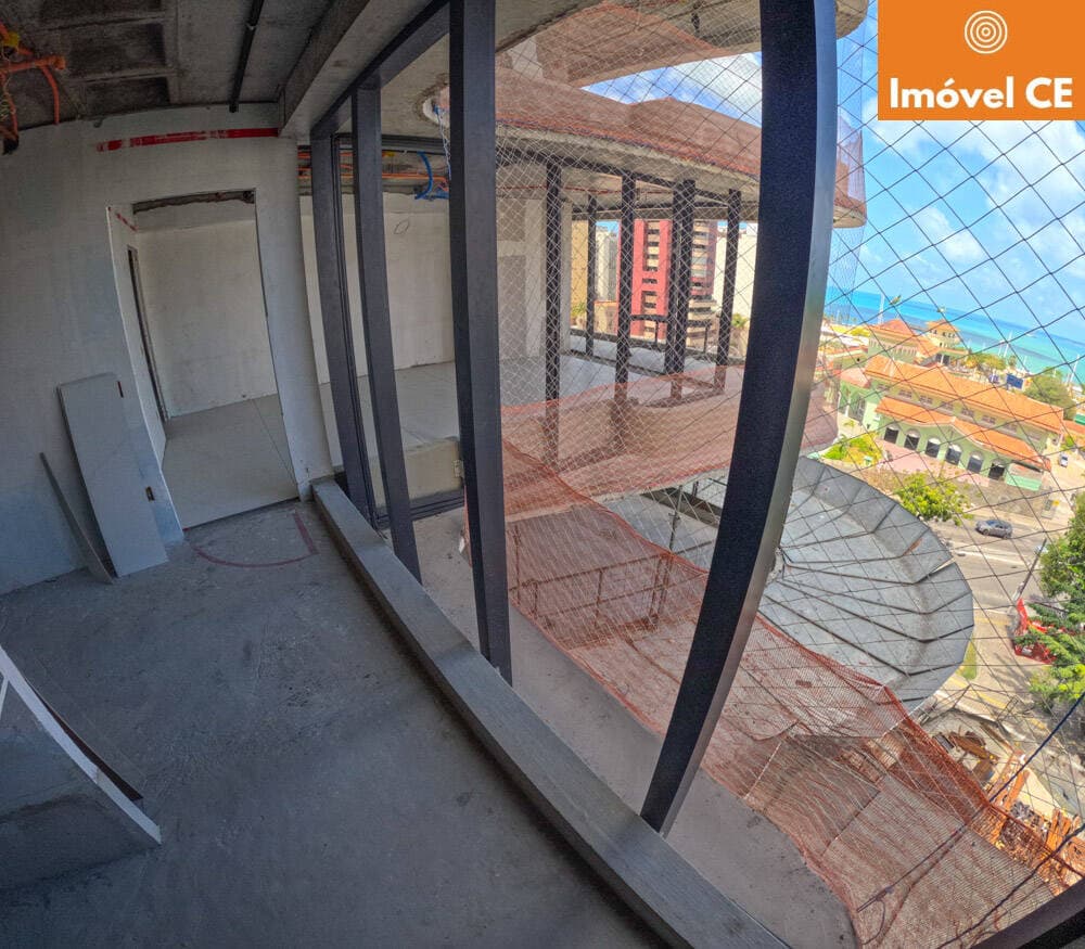 O apartamento em si é um verdadeiro refúgio de luxo, com espaços amplos e l — foto 11