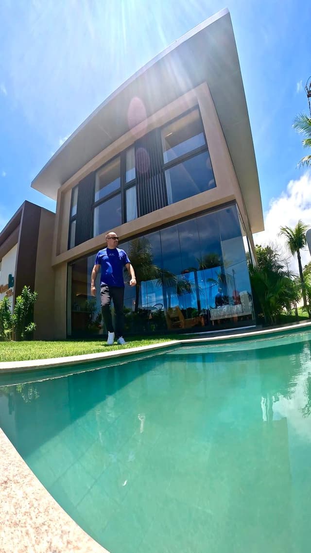 CUMBUCO | 116 m² | 3 SUÍTES | PÉ NA AREIA