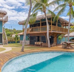 Casa de Alto Padrão à Venda em Fortim | 526 m² Construídos | Vista para o R