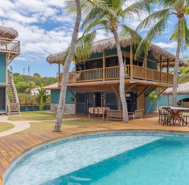 Casa de Alto Padrão à Venda em Fortim | 526 m² Construídos | Vista para o R