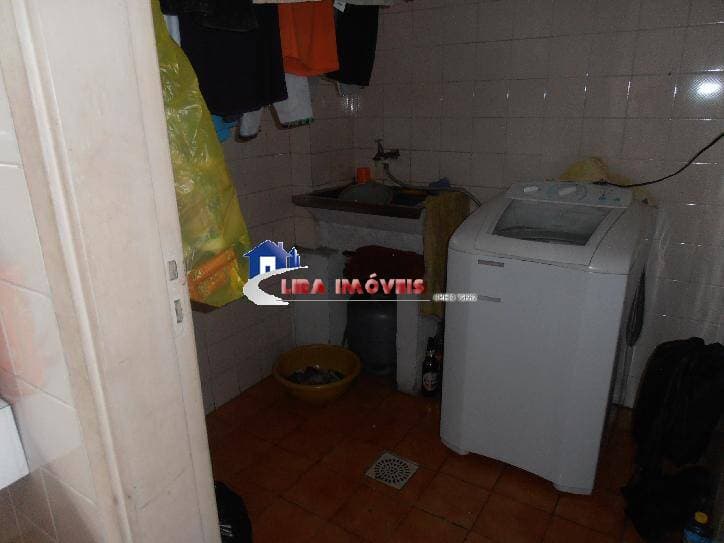 São Vicente Em frente  a vila marco da cidade — foto 13
