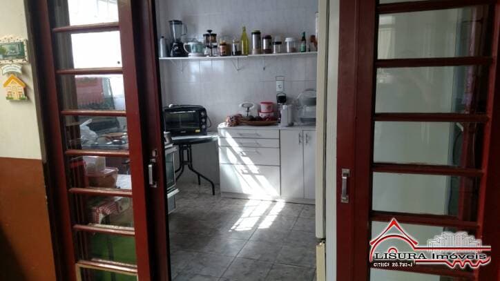 CASA A VENDA NO JD BELA VISTA JACAREÍ SP COM EDICULA — foto 6