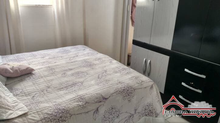 CASA A VENDA NO JD BELA VISTA JACAREÍ SP COM EDICULA — foto 4