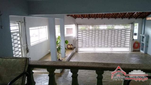 LINDA CASA NO JD AMERICA JACAREÍ SP ESTUDA TROCA — foto 5