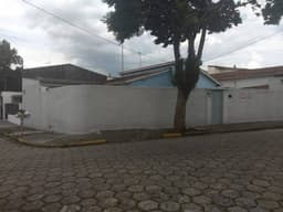 CASA NO CENTRO DE JACAREÍ SP PARA VENDA